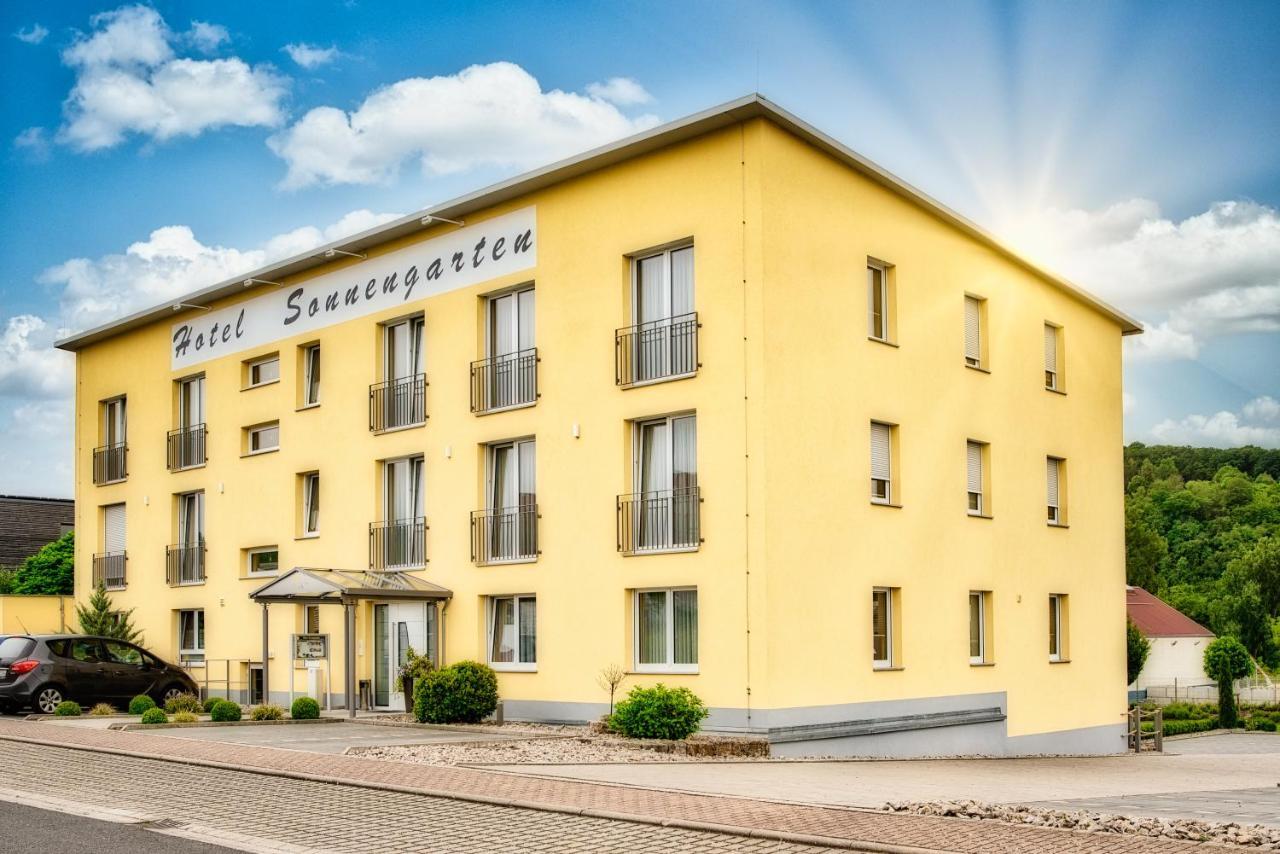 Hotel Sonnengarten Sommerhausen Esterno foto