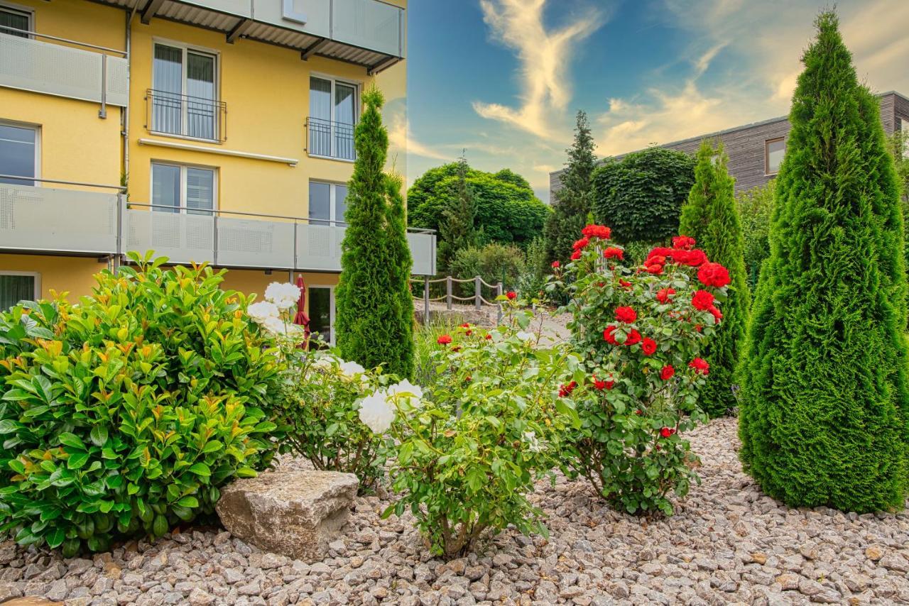 Hotel Sonnengarten Sommerhausen Esterno foto