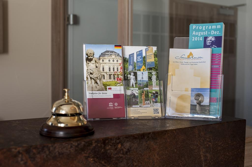 Hotel Sonnengarten Sommerhausen Esterno foto